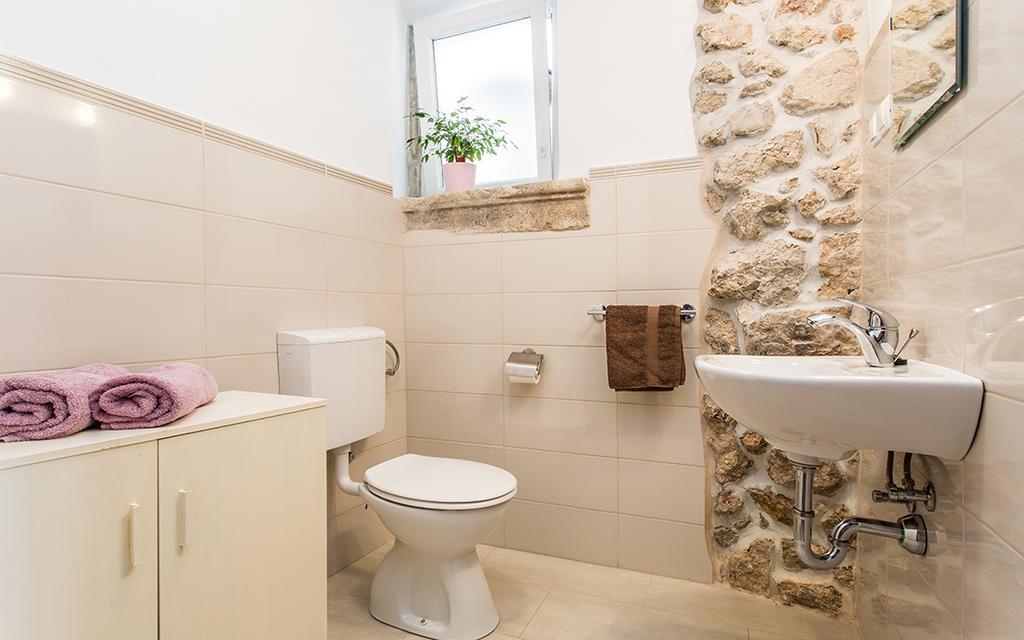 & Antonio Apartment *