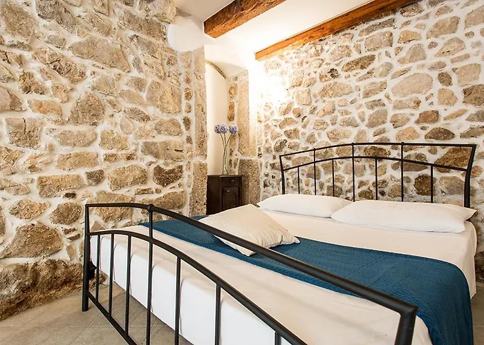 Apartment & Room Antonio